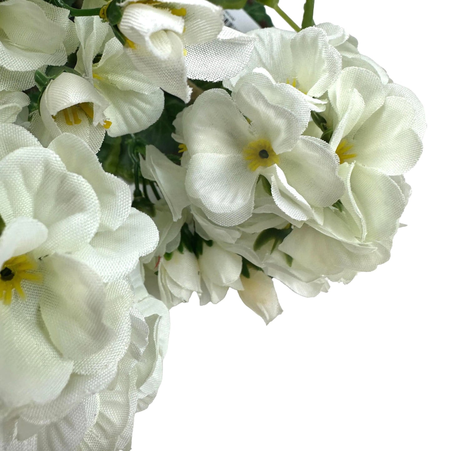 Artificial Geranium Bush With Cream Flowers 38cm