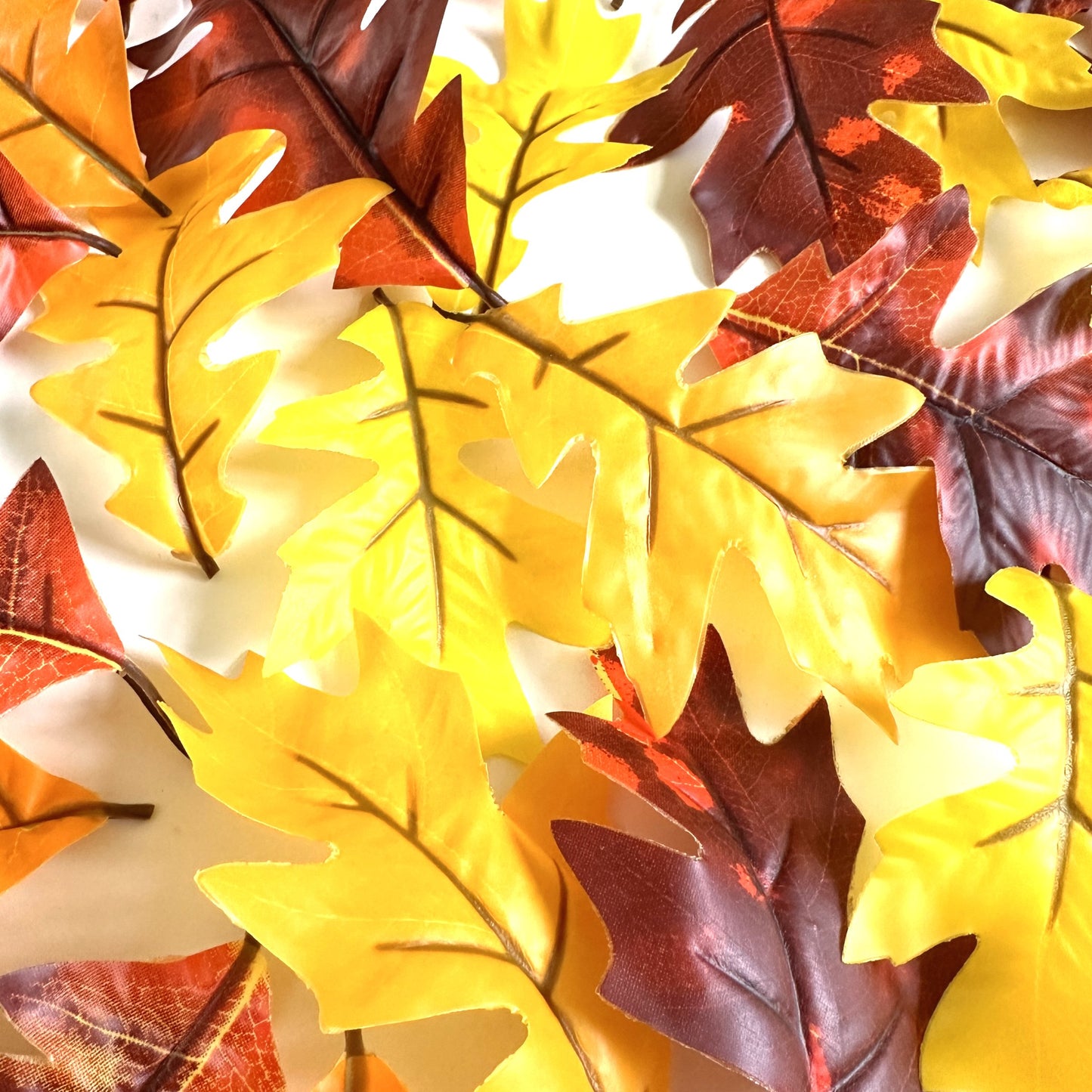 Pack of 40 Artificial Autumn Oak Leaves